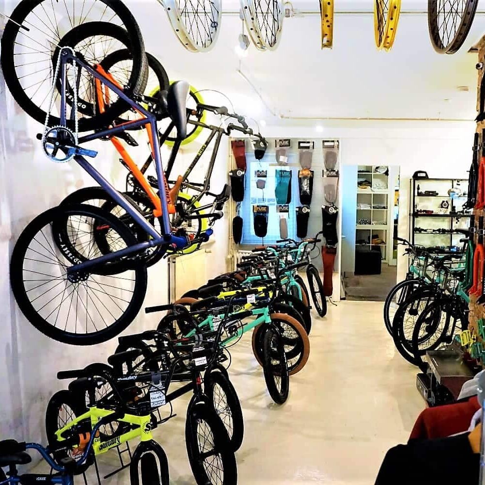 Style Hannover Bikers Base Shop 4 e1643193837348 - Bikers Base