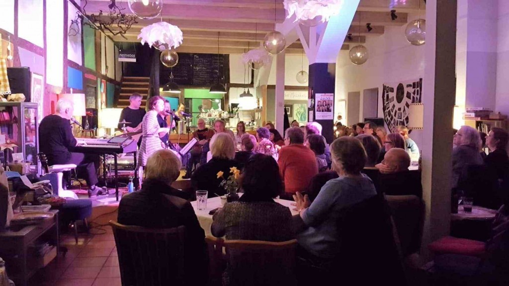 Cara’s Art und Weise Café - Kaffee, Kunst und Kultur style hannover caras art und weise cafe 5 1024x577 - Cara’s Art und Weise Café - Kaffee, Kunst und Kultur