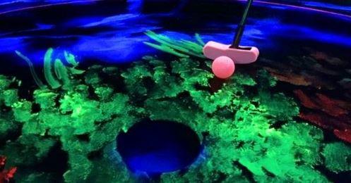 Style-Hannover-Neon-Minigolf-FB Style Hannover Neon Minigolf FB - Style-Hannover-Neon-Minigolf-FB