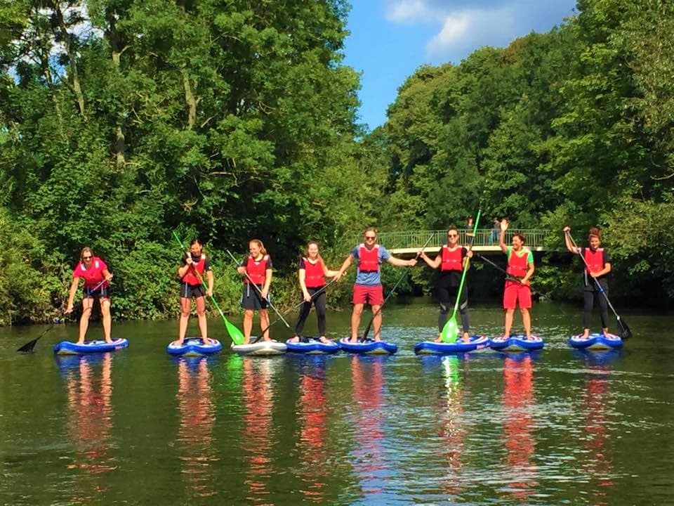 Auf die Boards und los geht's - SUP-Kurs Style Hannover SUP Schule Hannover Kurs 2 - Auf die Boards und los geht's - SUP-Kurs