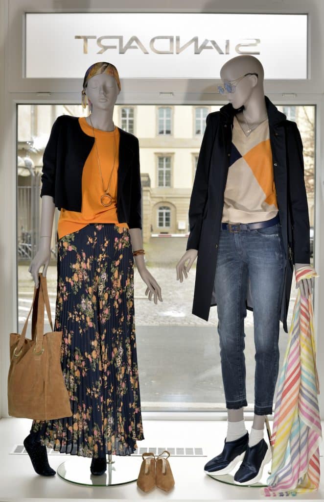 Modesommer mit frischen Farben Style Hannover Standart blau orange Fotos Standart 329Kb 662x1024 - Modesommer mit frischen Farben