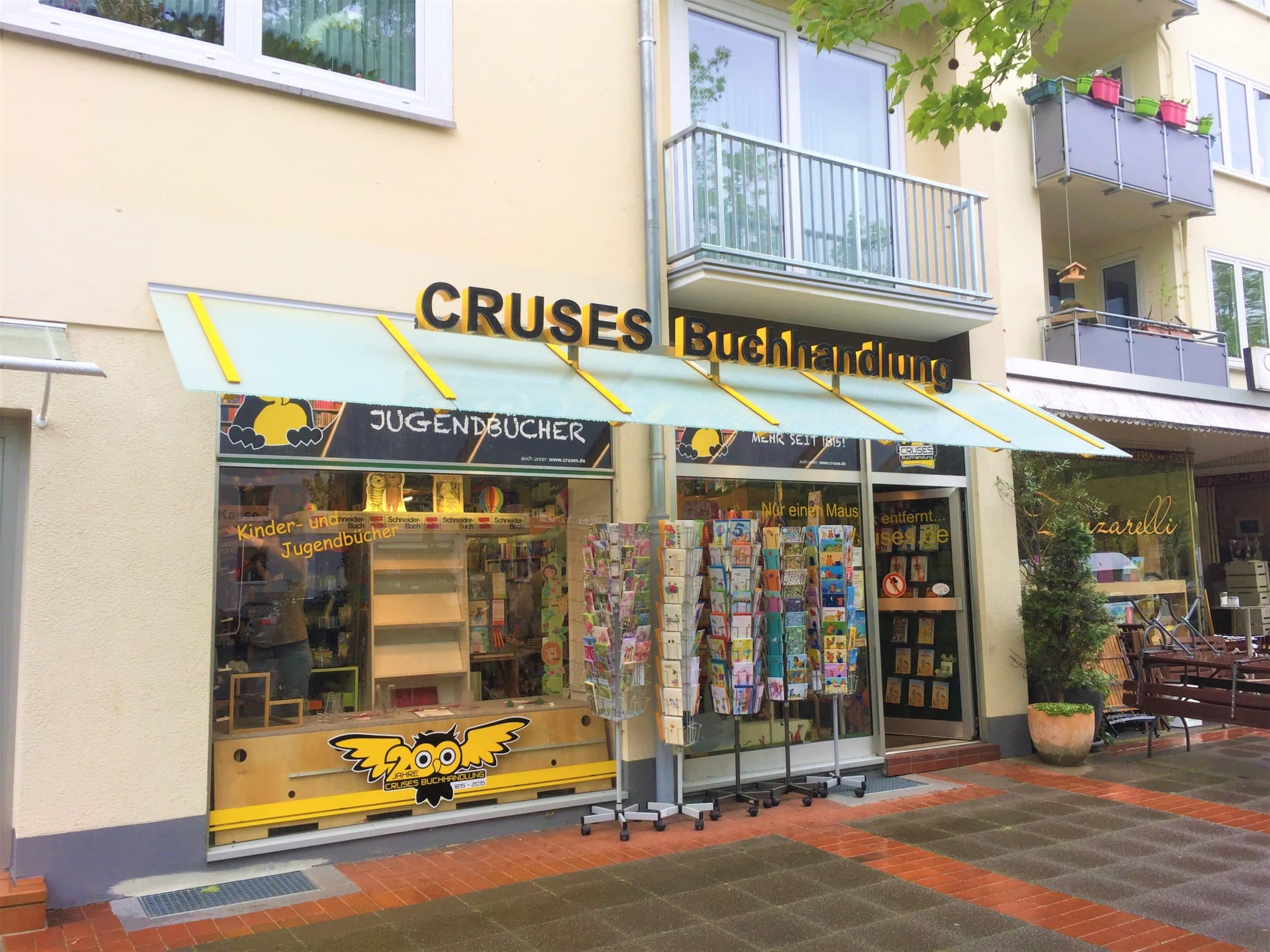 Style Hannover Cruses Buchhandlung Außen 1 - CRUSES Buchhandlung Kinder- und Jugendbuch