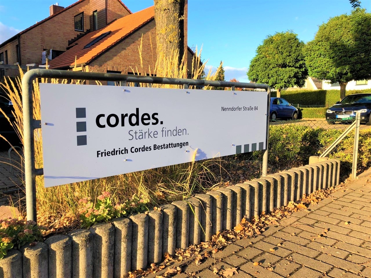 Sven Friedrich Cordes: „Wir sind keine Sargverkäufer, sondern Mutmacher!“ Style Hannover Sven Friedrich Cordes Bestattungen - Sven Friedrich Cordes: „Wir sind keine Sargverkäufer, sondern Mutmacher!“