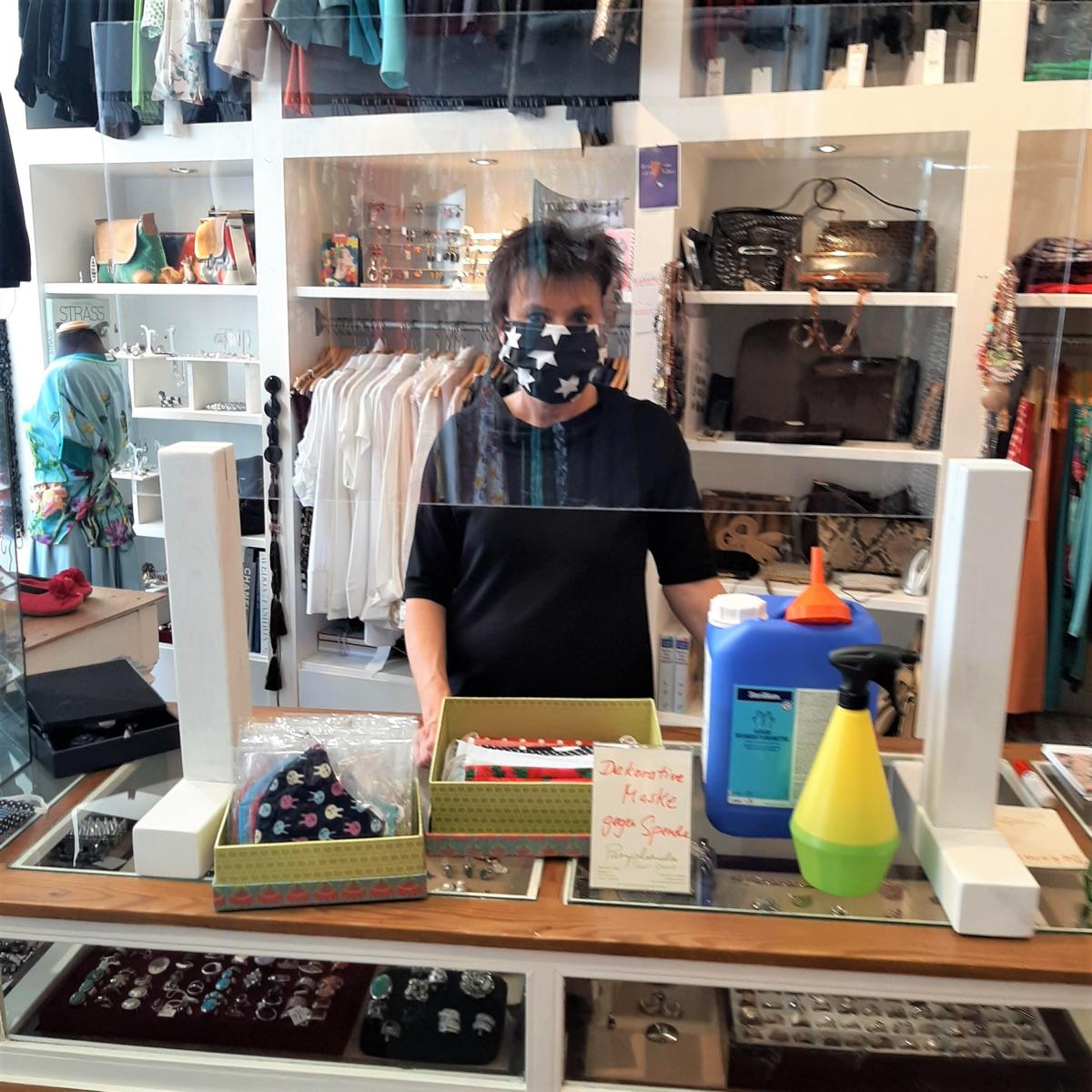 Stylische Maske gesucht? Style Hannover Paraphernalia Masken - Stylische Maske gesucht?